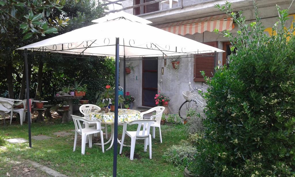 B&B Bosco Fiorito Malgesso Екстер'єр фото